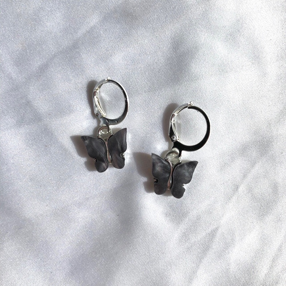 Night Black Butterfly Earrings